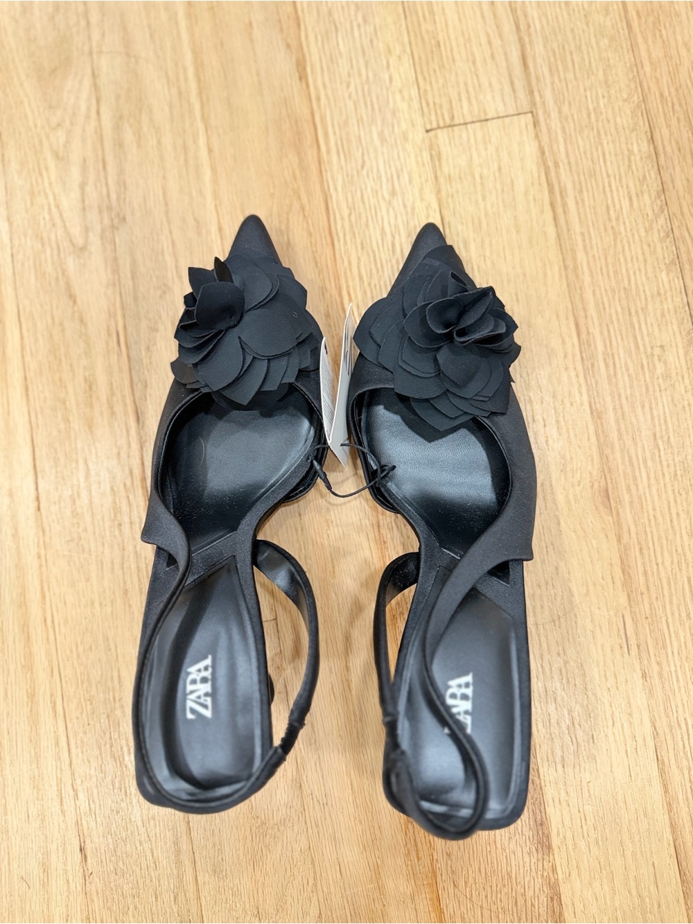 Pointed Slingback Heels with Layered Floral Appliqué - Picture 9 of 12